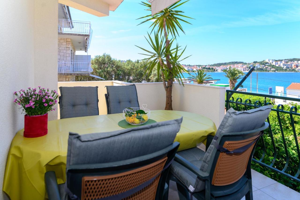 Apartments Vice Trogir Bagian luar foto