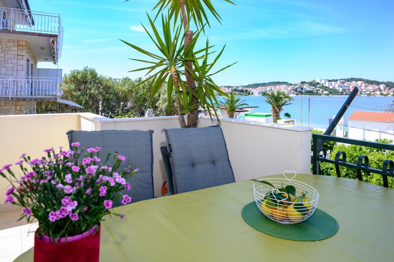 Apartments Vice Trogir Bagian luar foto